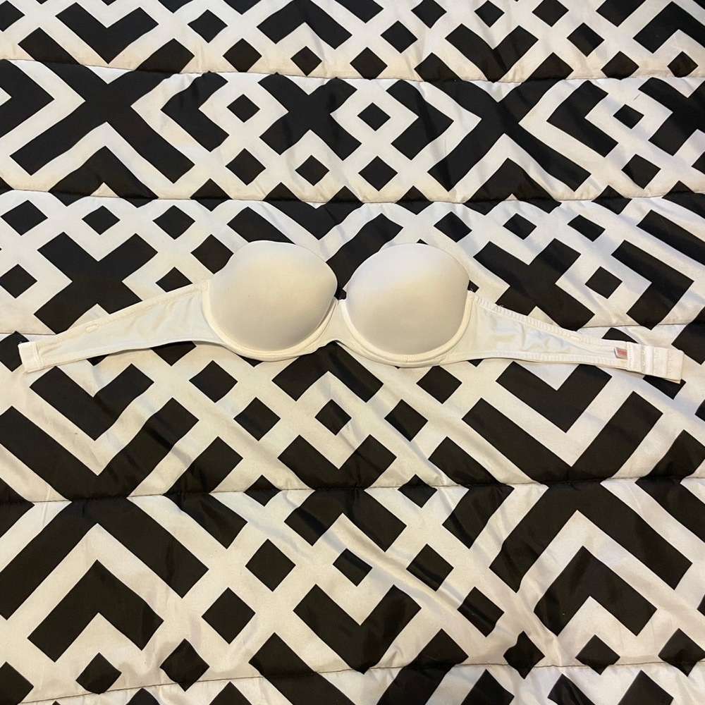 Victoria’s Secret PINK strapless push-up